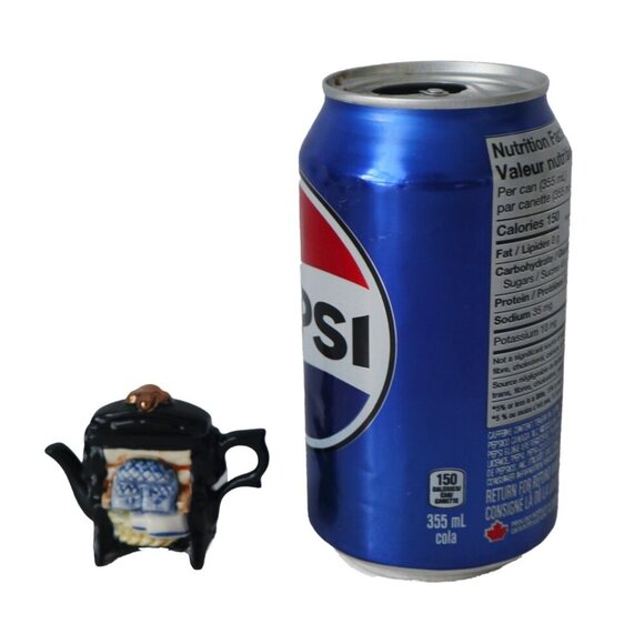 VINTAGE TINY CARDEW MINI / MINIATURE WRINGER WASHSTAND TEAPOT 2" TALL - Picture 6 of 6